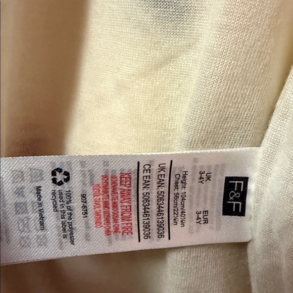 F&F Girls Fleece Cherry Print Zip Through Jacket in Cream 4T - Picture 5 of 7